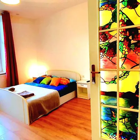 Slowianska 4 *