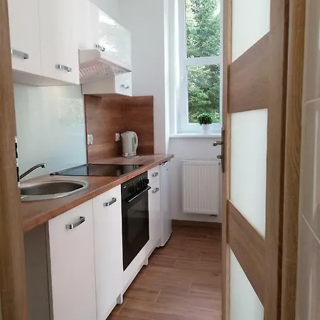 Słowiańska 4 * Szczawno-Zdroj