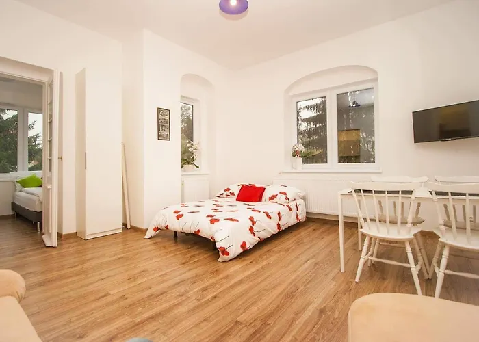 Slowianska 4 Apartment *